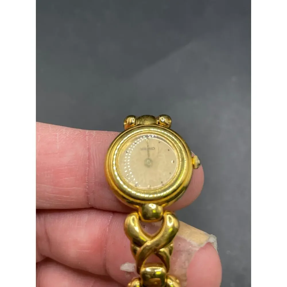 Vintage Seiko March Gold Tone Base Metal Watch 19.3mm Unique Bracelet Band